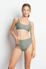 BENICE HIGH WAIST BIKINIHOSE – SALBEIGRÜN